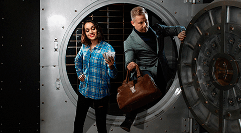 Escape Rooms From a Game Master